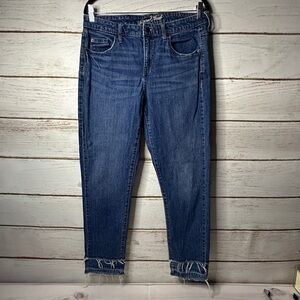 Universal Thread Dark Blue Ankle Jeans Double Frayed Hem Size 10 Trendy